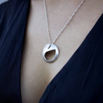 Handcrafted Silver Safety Pin Necklace – Unique Punk-Inspired Jewellery