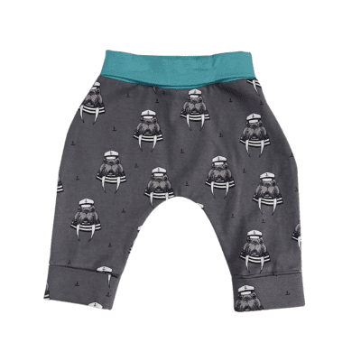 Walrus Get up and Grow leggings