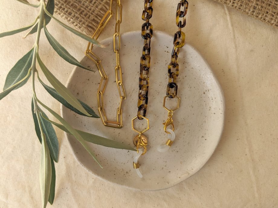 Dainty Tortoiseshell and Gold Glasses Chain
