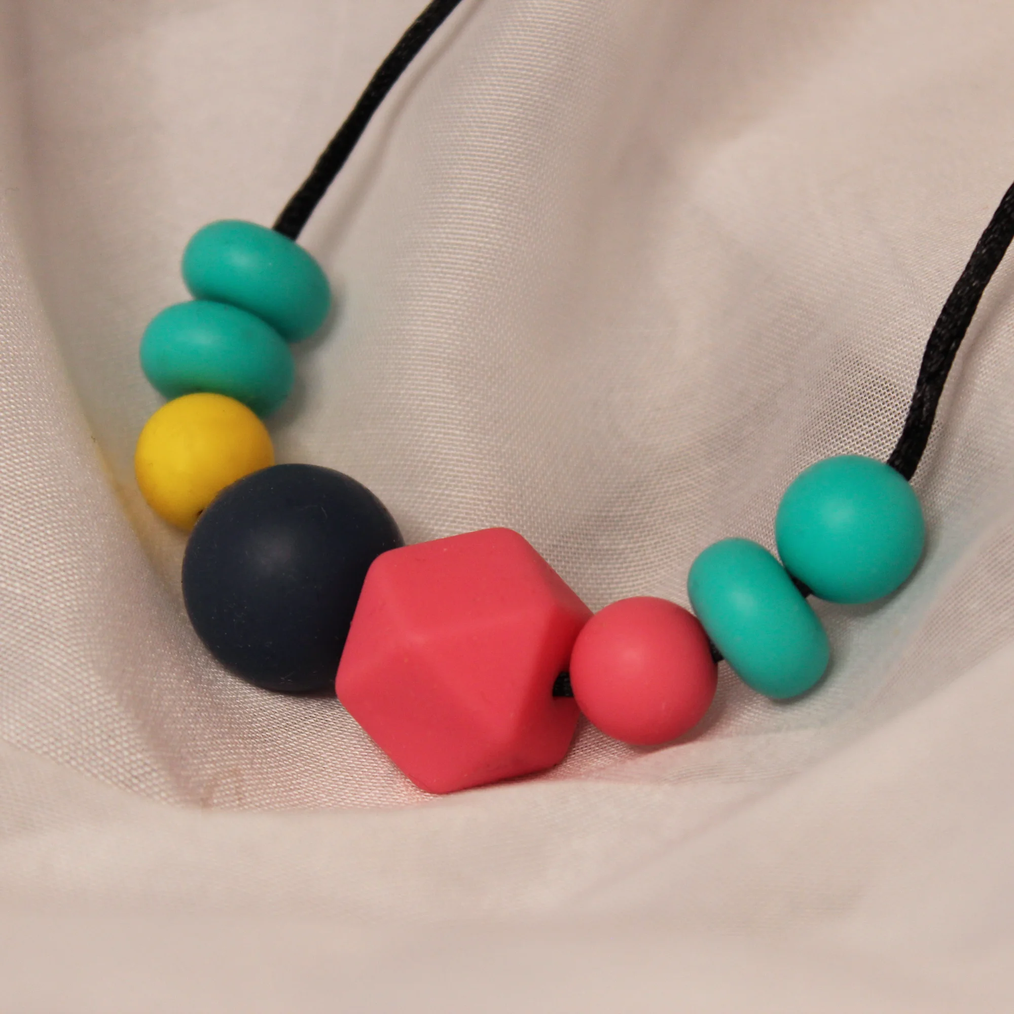 Nordlys - handmade sensory necklace
