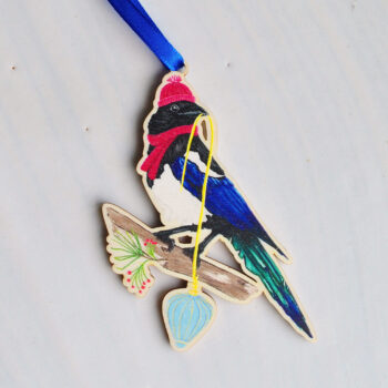 Magpie Christmas Wooden Decoration